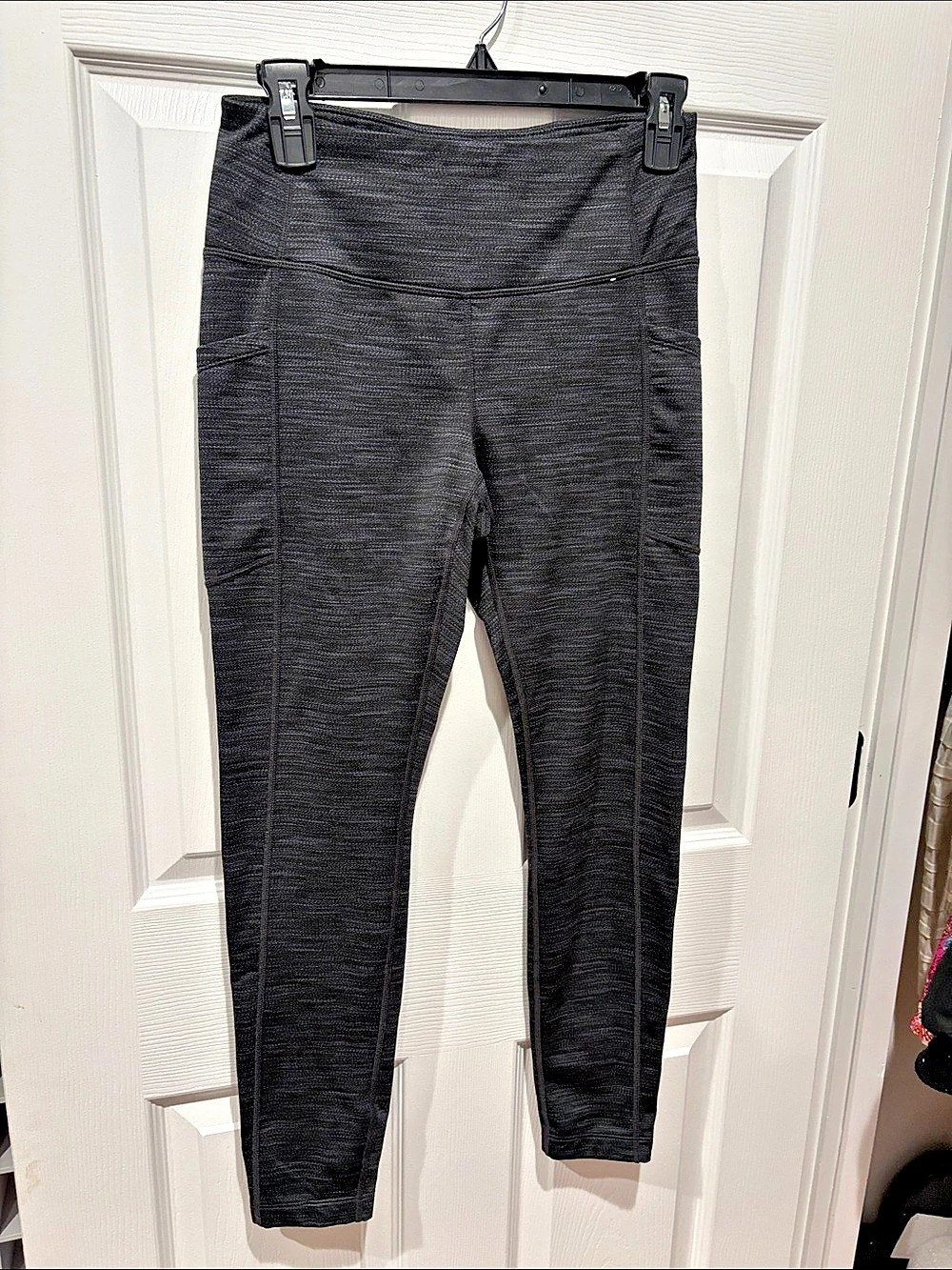 Mondetta High Waist Active Legging with Side Pockets Leggings Black/ grey size s